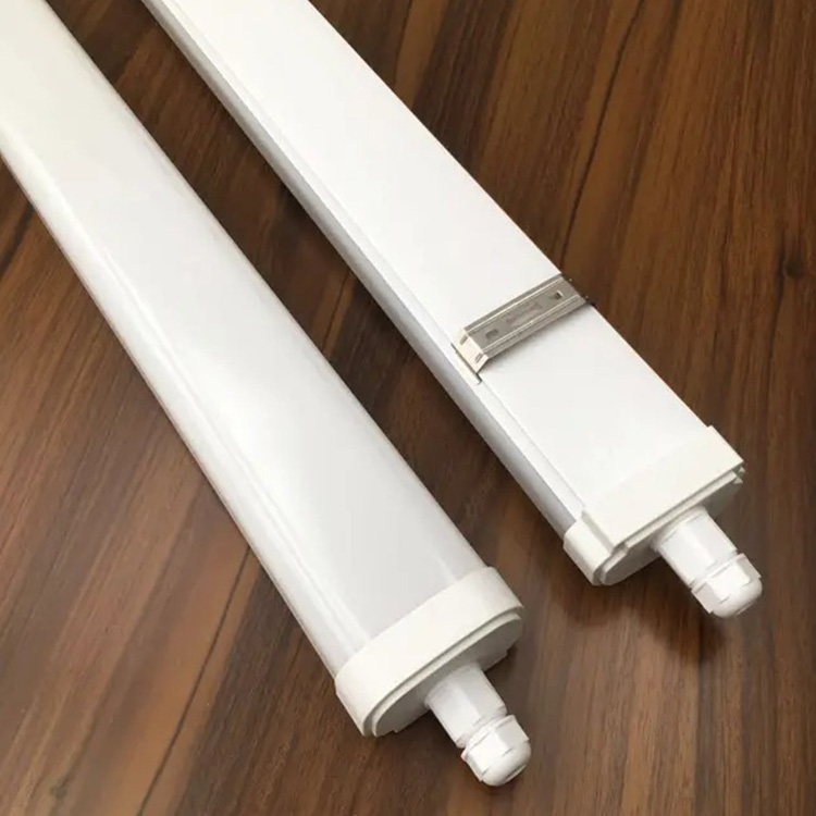 TRI-PROOF LIGHT
